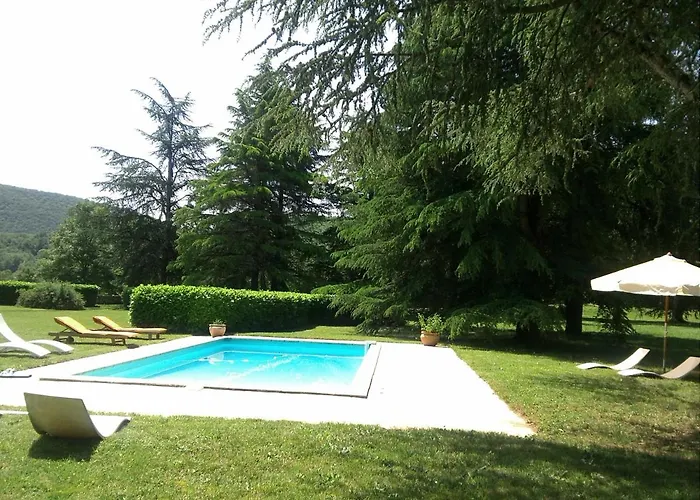 Pigeonnier-four A Pain * Cazals (Lot)