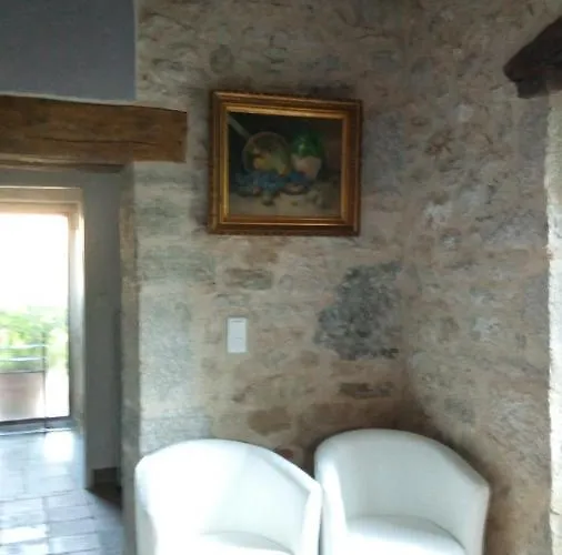 Pigeonnier-four A Pain Feriehus